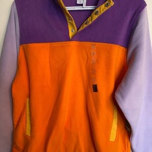 Ladies pullover light fleece sweater (NWT- sz.M)